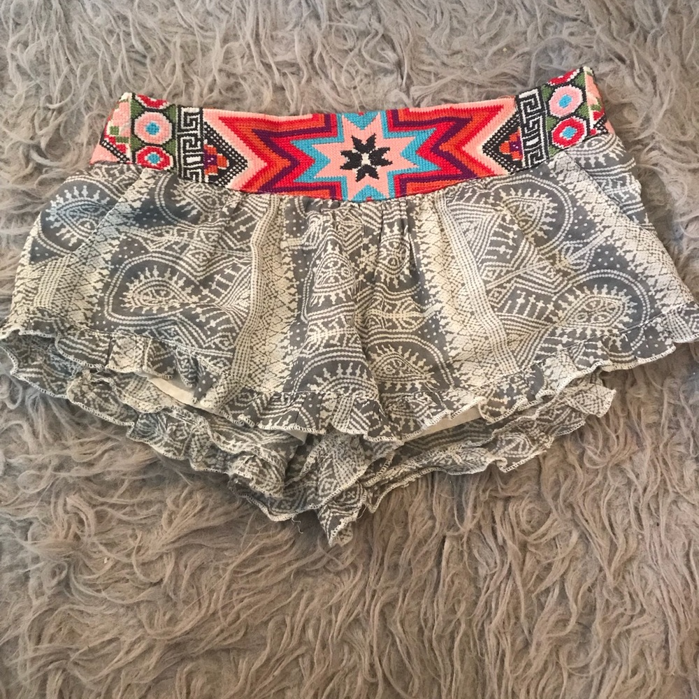 Gray Rip Curl flowy shorts